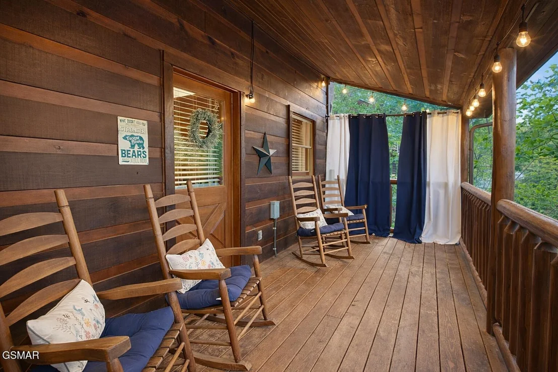 Photo of 2251 Red Bud Road