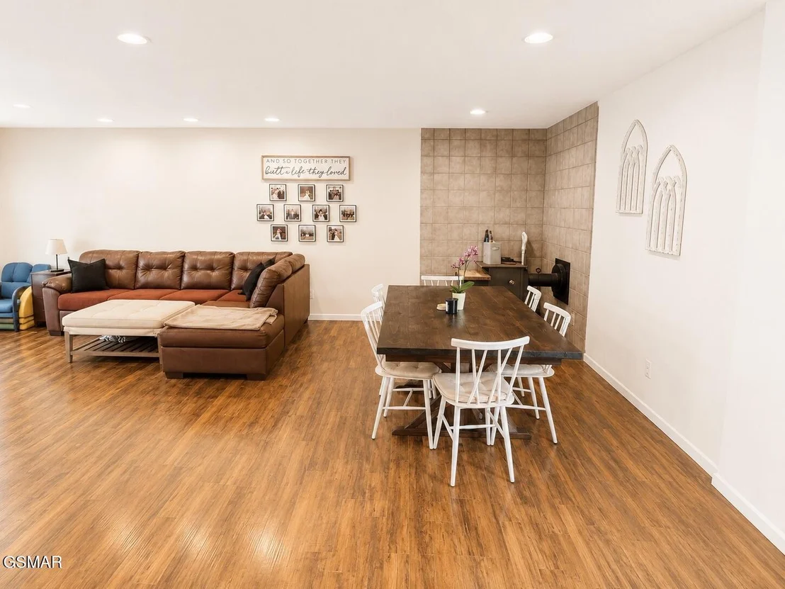 Photo of 571 Patterson Road