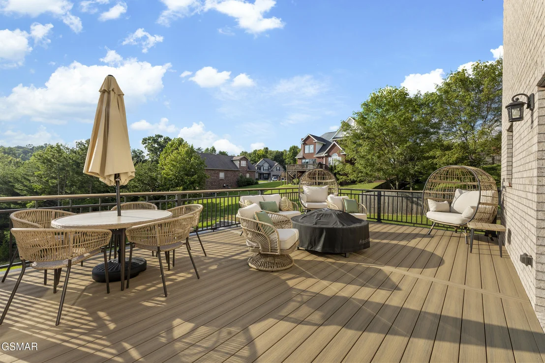 Photo of 1007 Crown Ridge Lane