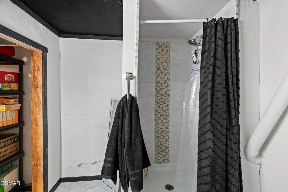 Photo of 874 Layman Drive