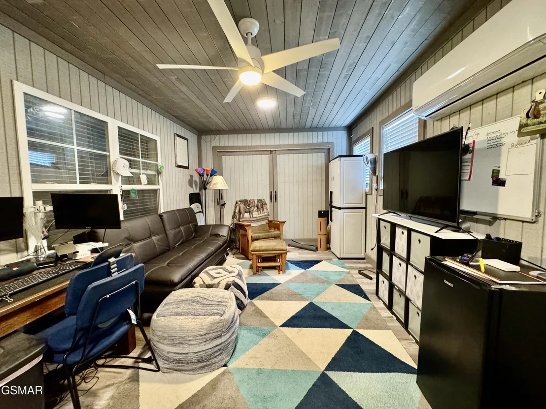 Photo of 401 Mountain Thrush Drive