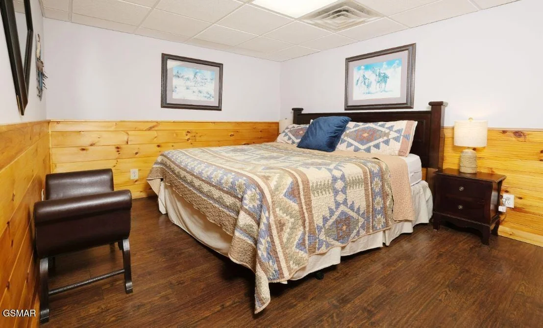 Photo of 617 Iron Mountain Road