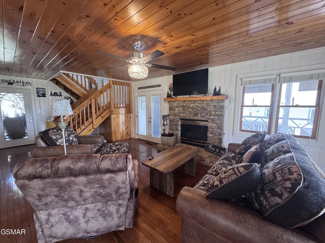 Photo of 424 Country Path Way