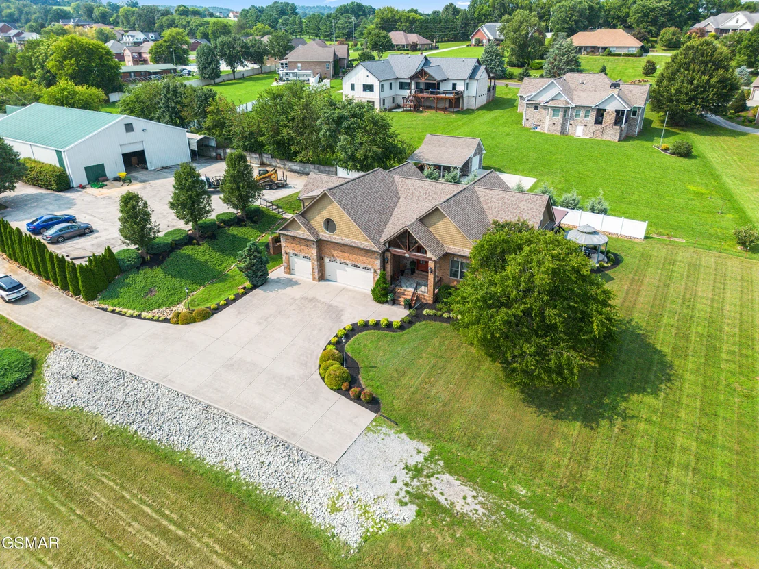 Photo of 2399 McCleary Road