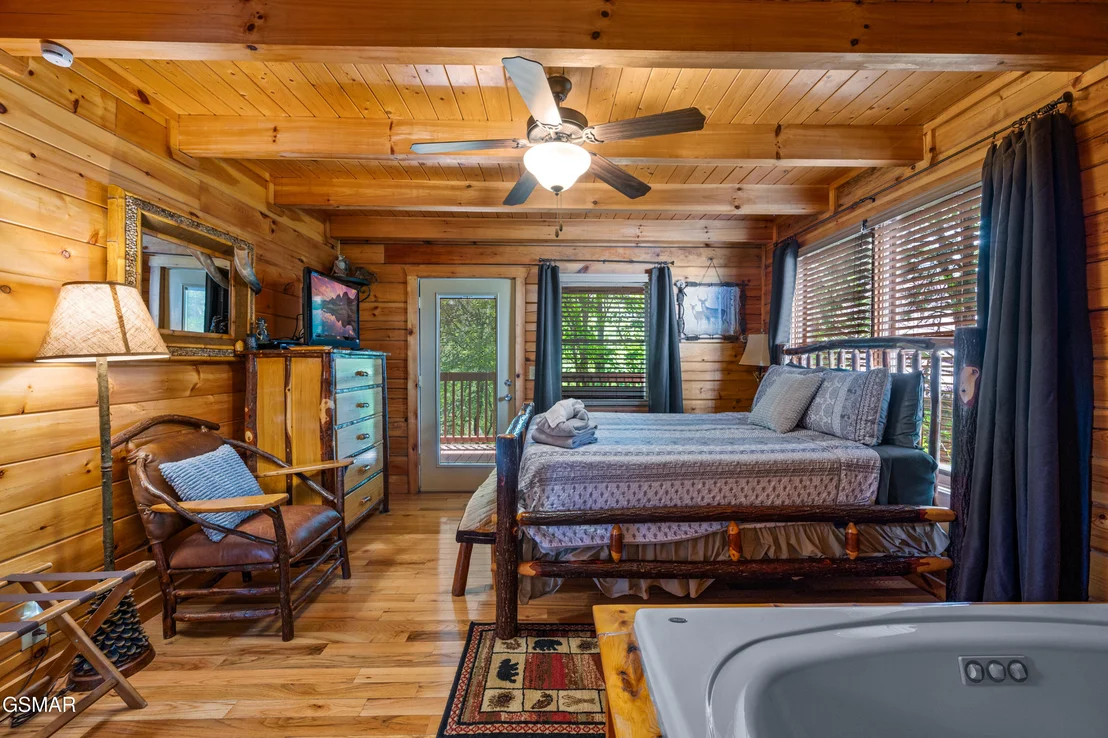 Photo of 242 Alpine Mountain Way