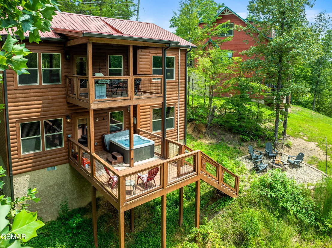 Photo of 1533 Bear Valley Road