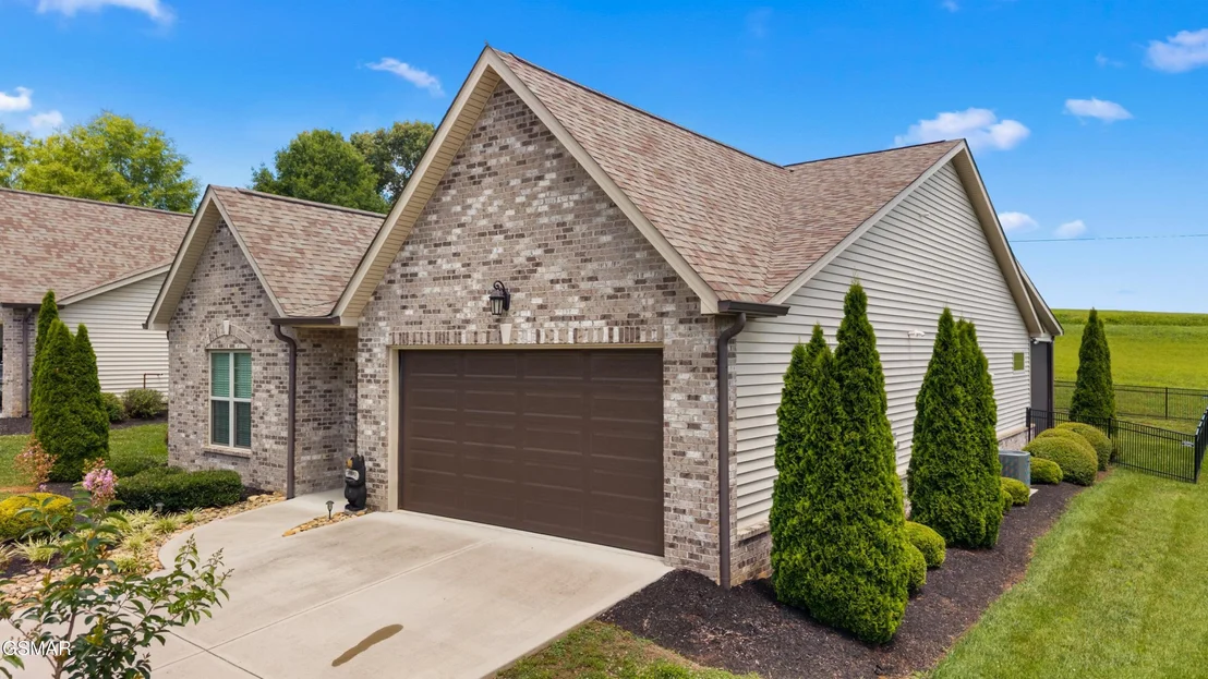 Photo of 2221 Boulder Crest Lane