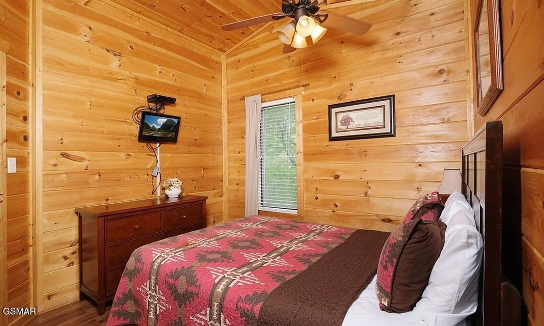 Photo of 623 Iron Mountain Road