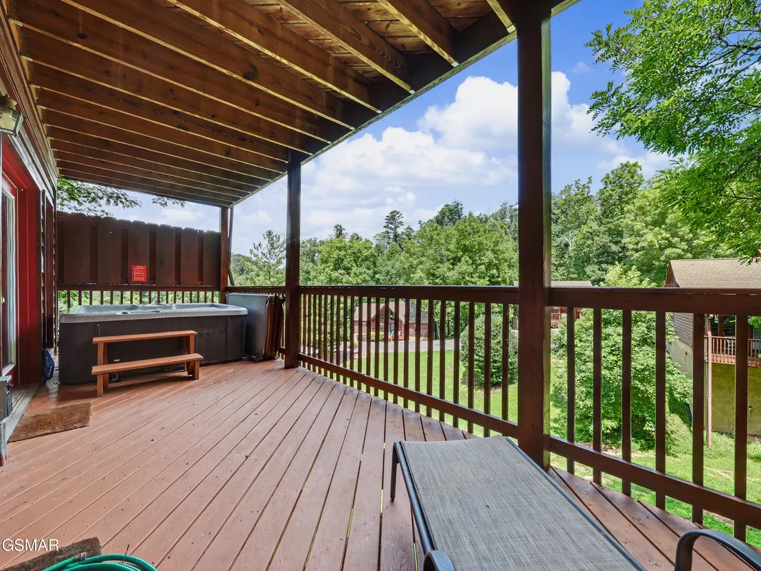 Photo of 1609 Pinewood Way