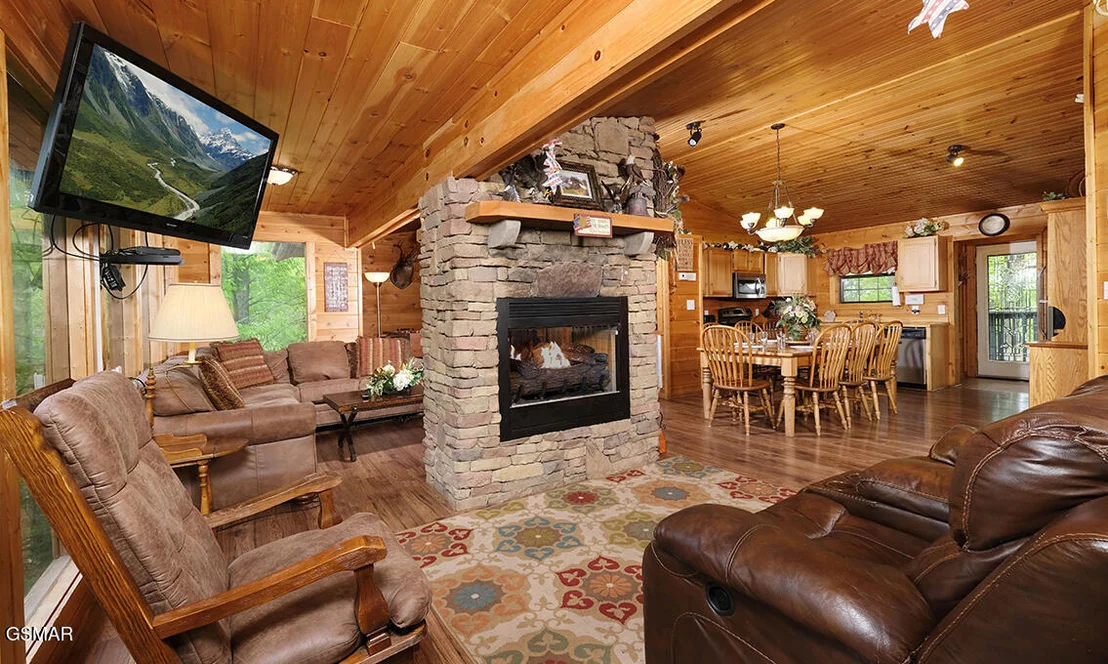 Photo of 623 Iron Mountain Road