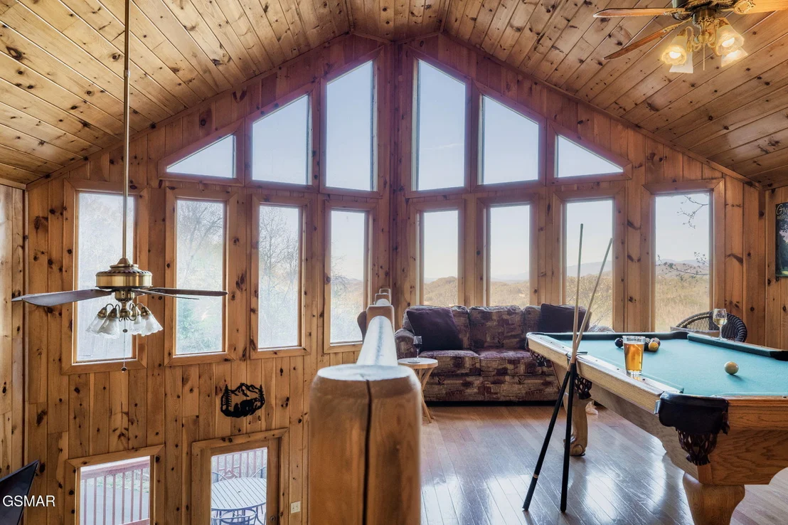 Photo of 2775 Overholt Trail