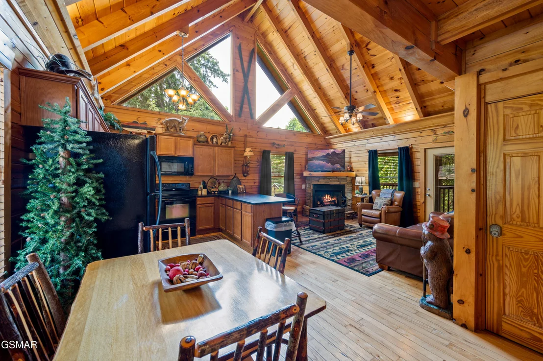 Photo of 242 Alpine Mountain Way