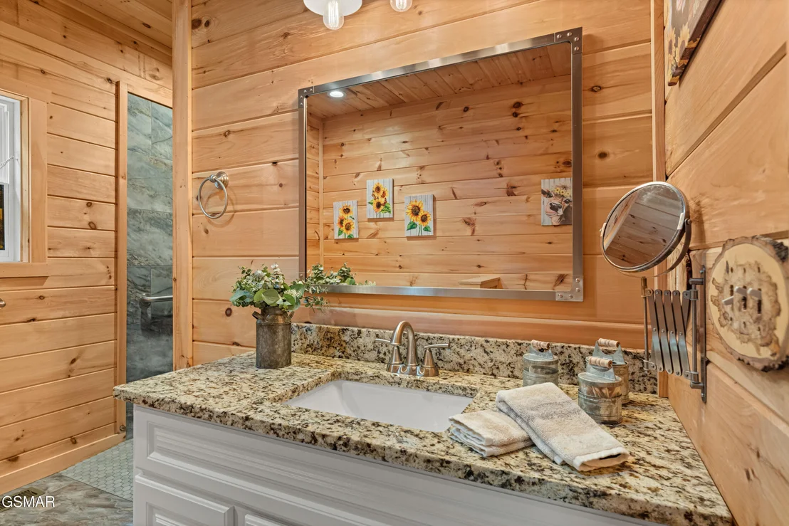 Photo of 3851 Mistletoe Loop