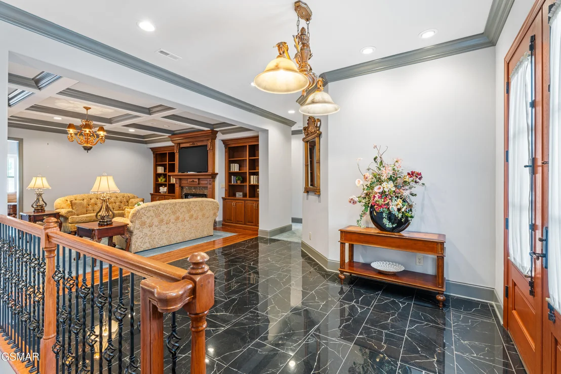 Photo of 2399 McCleary Road