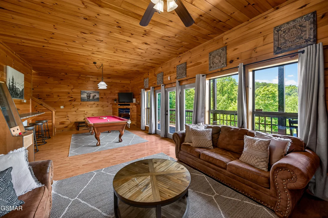 Photo of 2428 Breezy Road