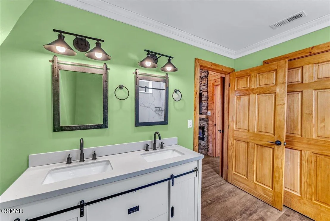 Photo of 2321 Willow Lane