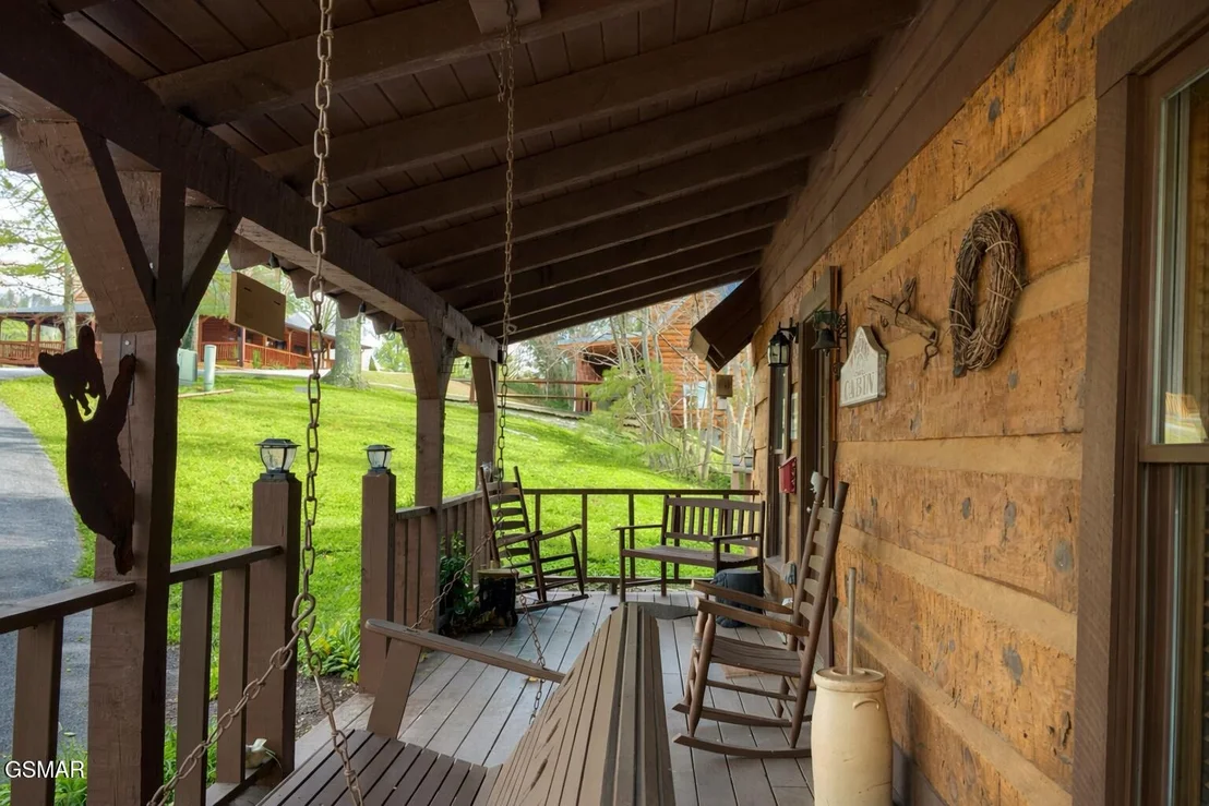 Photo of 2039 Piney Overlook Lane