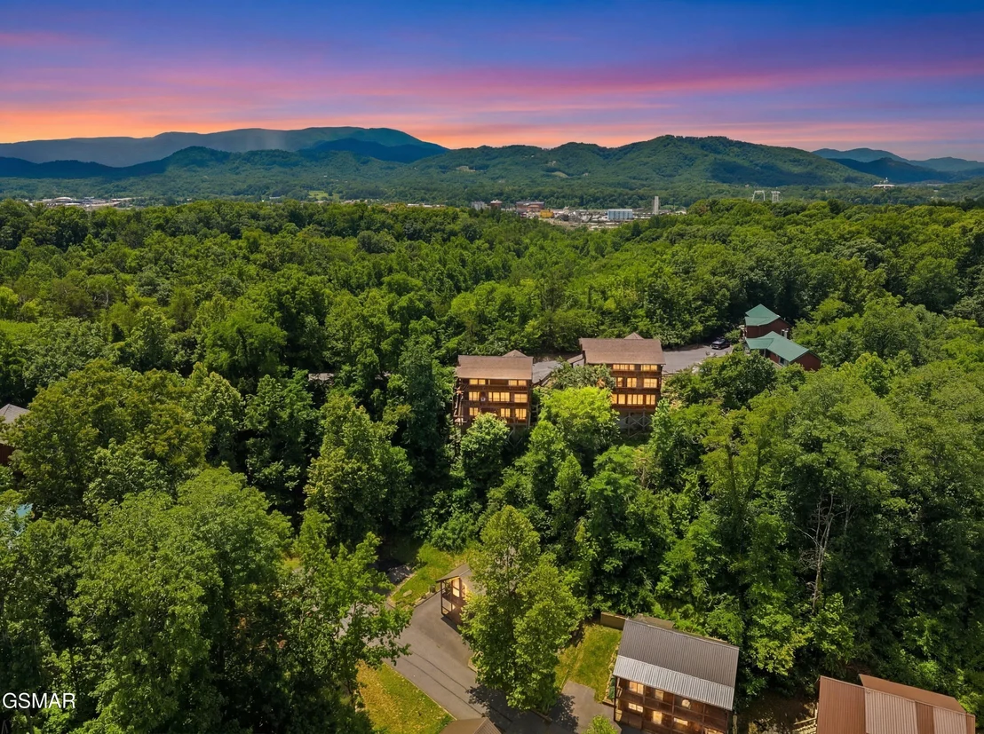 Photo of 452 Alpine Mountain Way
