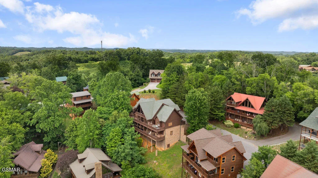 Photo of 326 Alpine Mountain Way