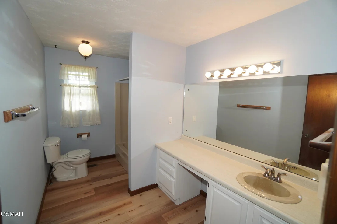 Photo of 633 Shaver Drive