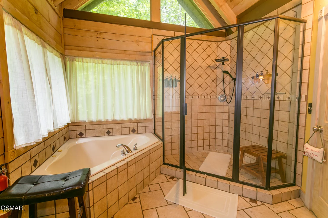 Photo of 4482 Whetstone Road