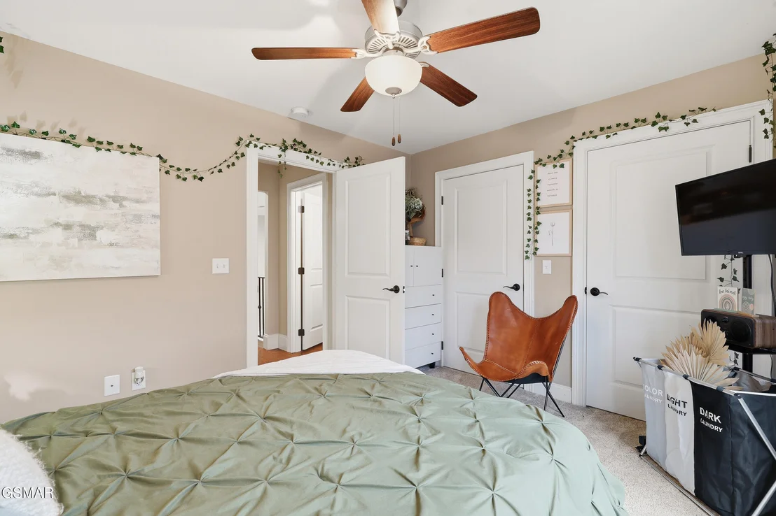 Photo of 705 Waters Edge