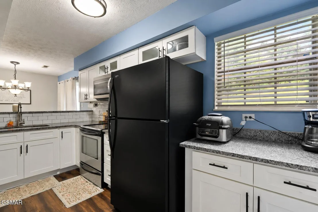 Photo of 3709 Holgate Lane