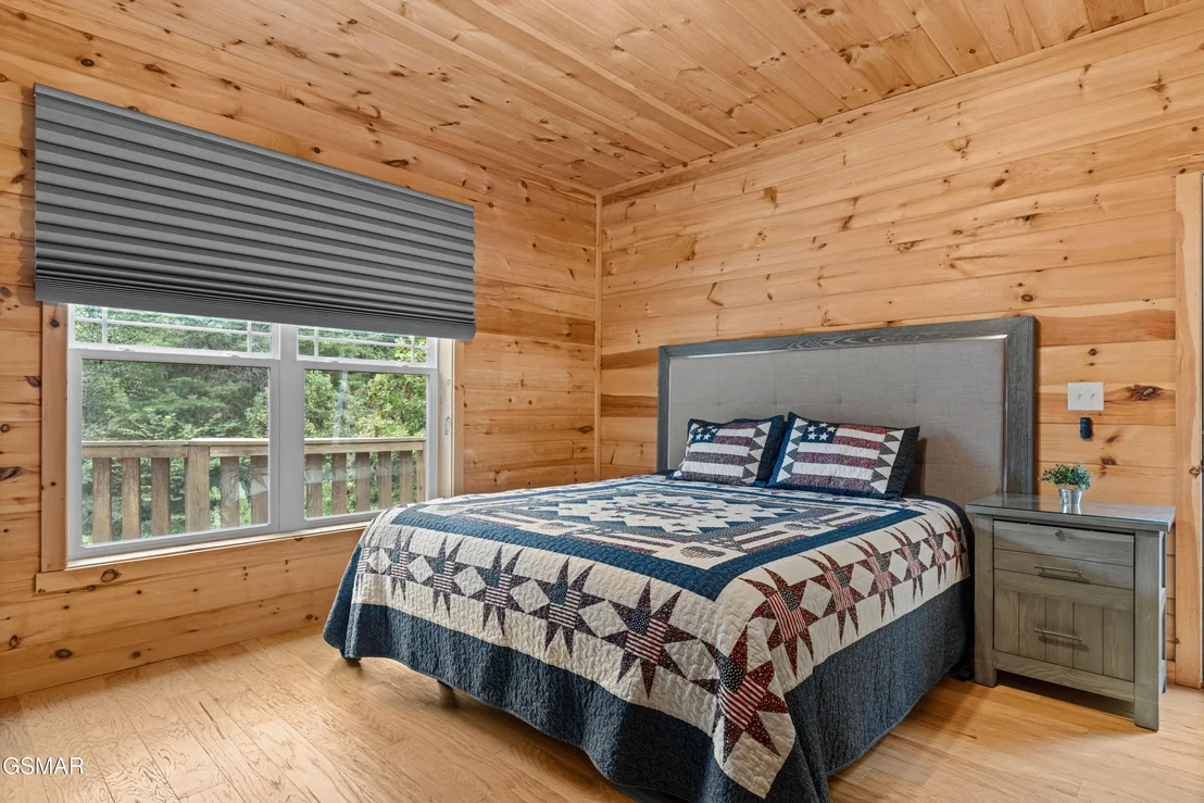 Photo of 3851 Mistletoe Loop