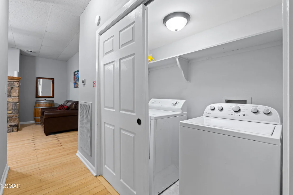 Photo of 913 Echo Place
