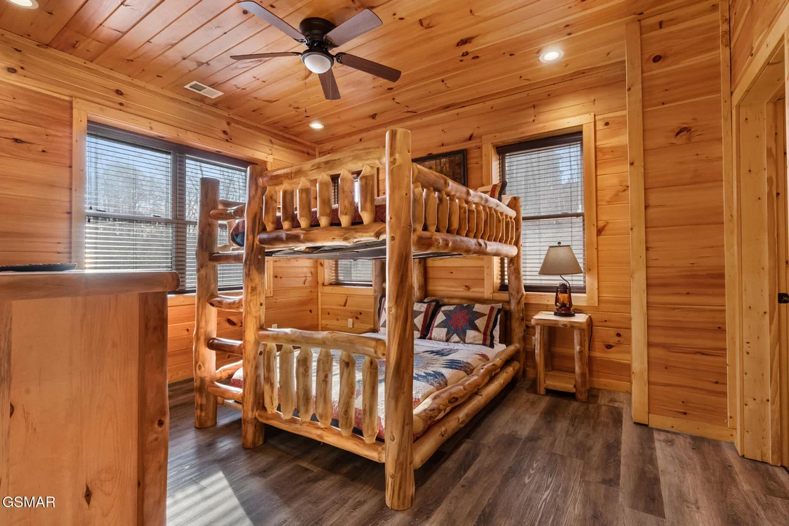 Photo of 2804 Murray Ridge Road