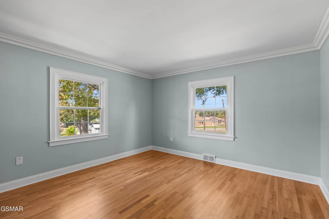 Photo of 1328 W Main Street