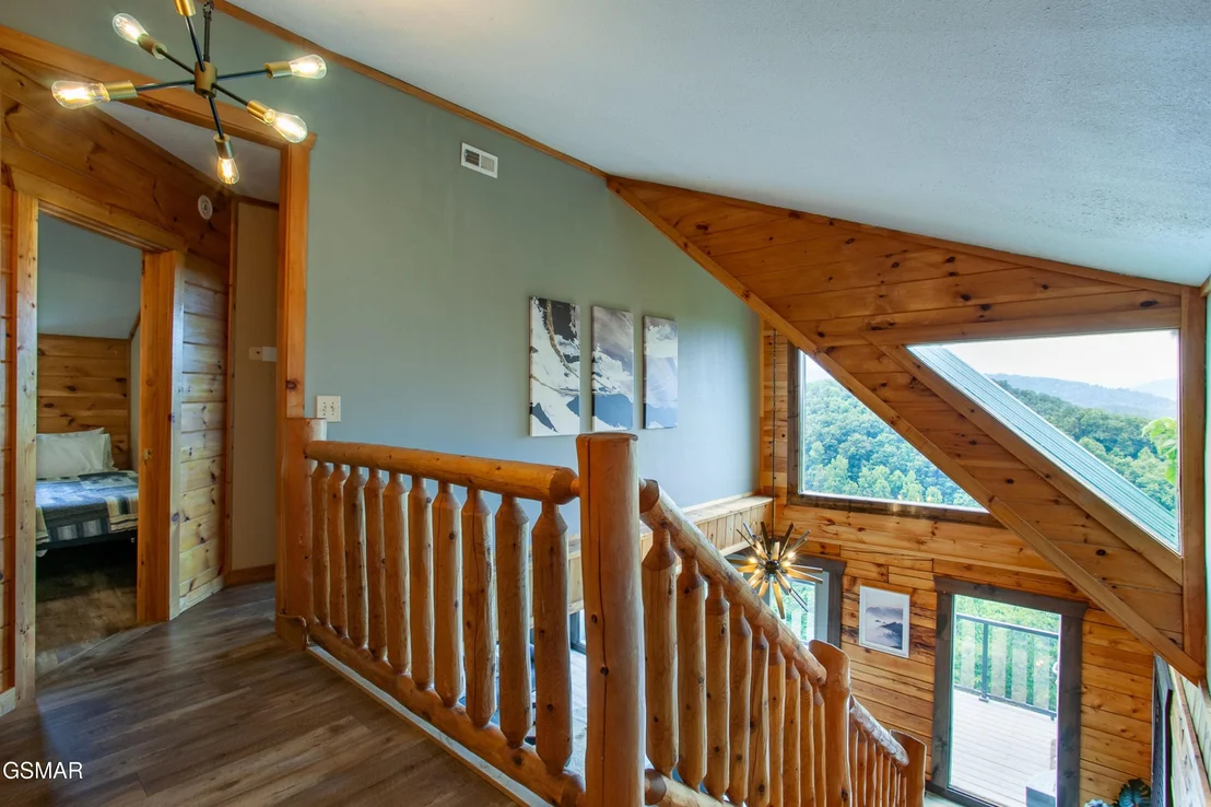 Photo of 920 Falcon View Way