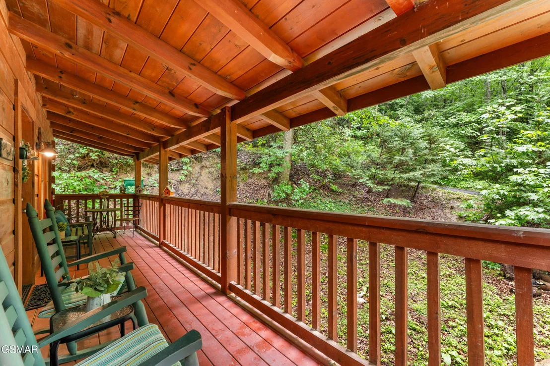 Photo of 1823 Laurel Valley Way