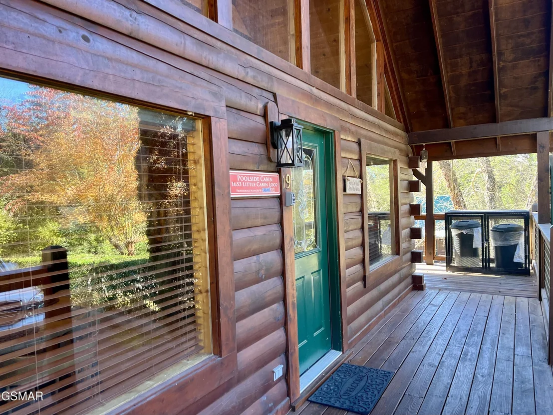 Photo of 1653 Little Cabin Loop