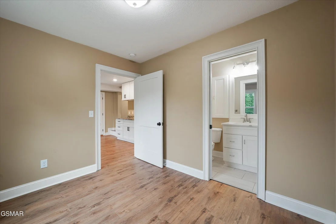 Photo of 534 Panorama Drive