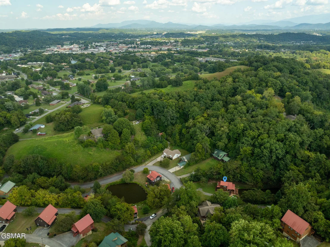 Photo of 439 Hideaway Ridge Circle