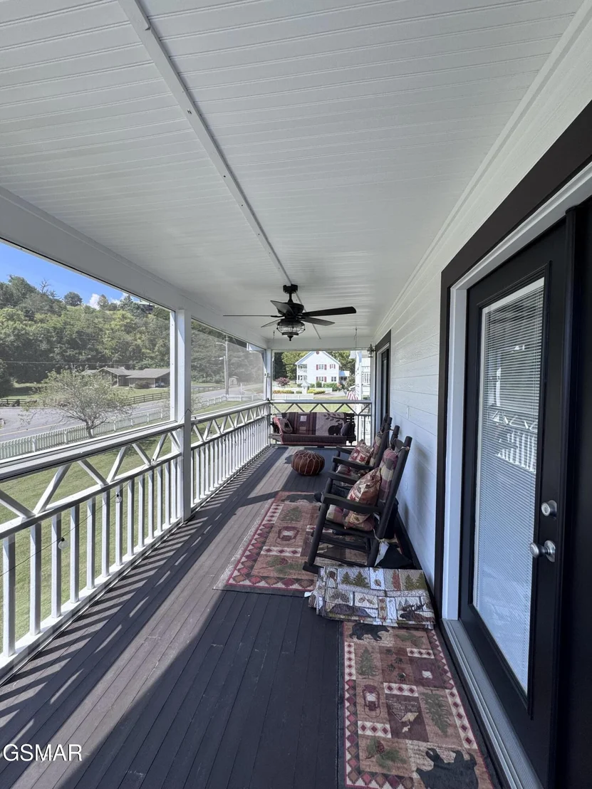 Photo of 424 Country Path Way
