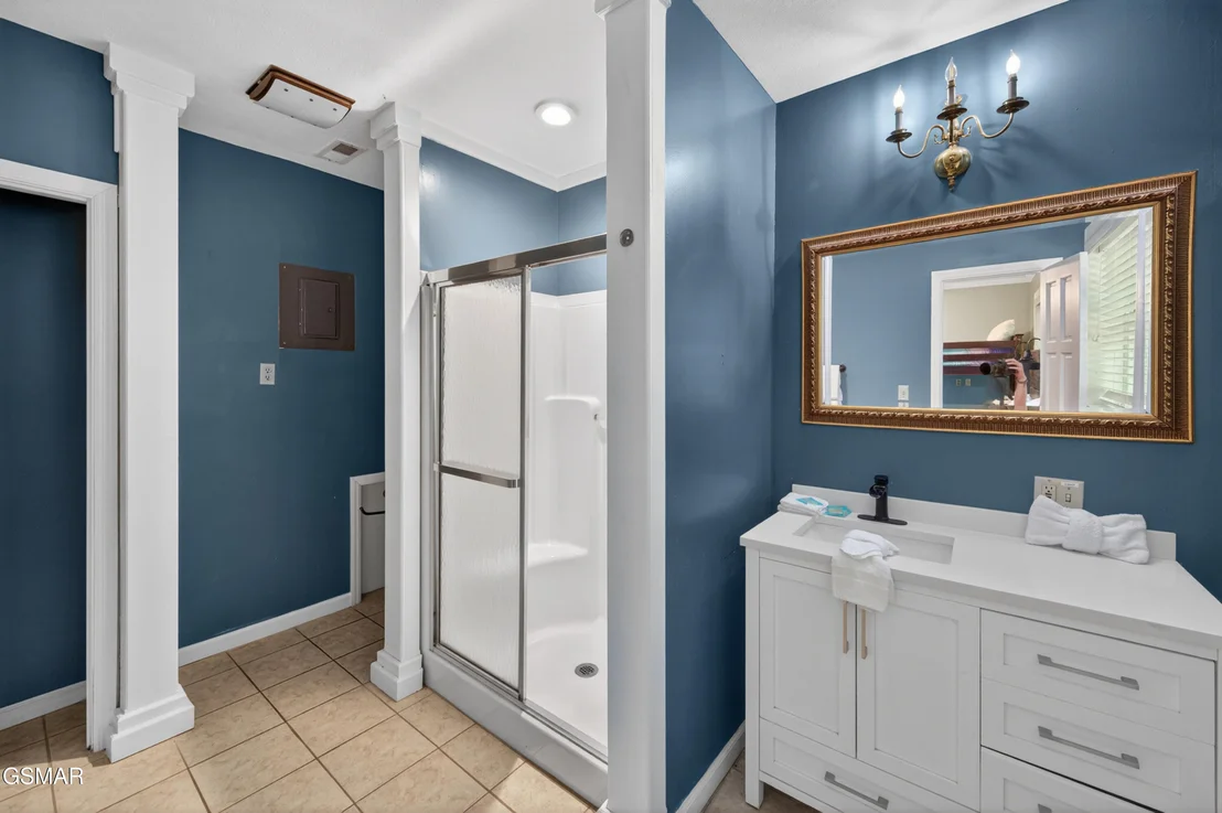 Photo of 2315 Headrick Lead