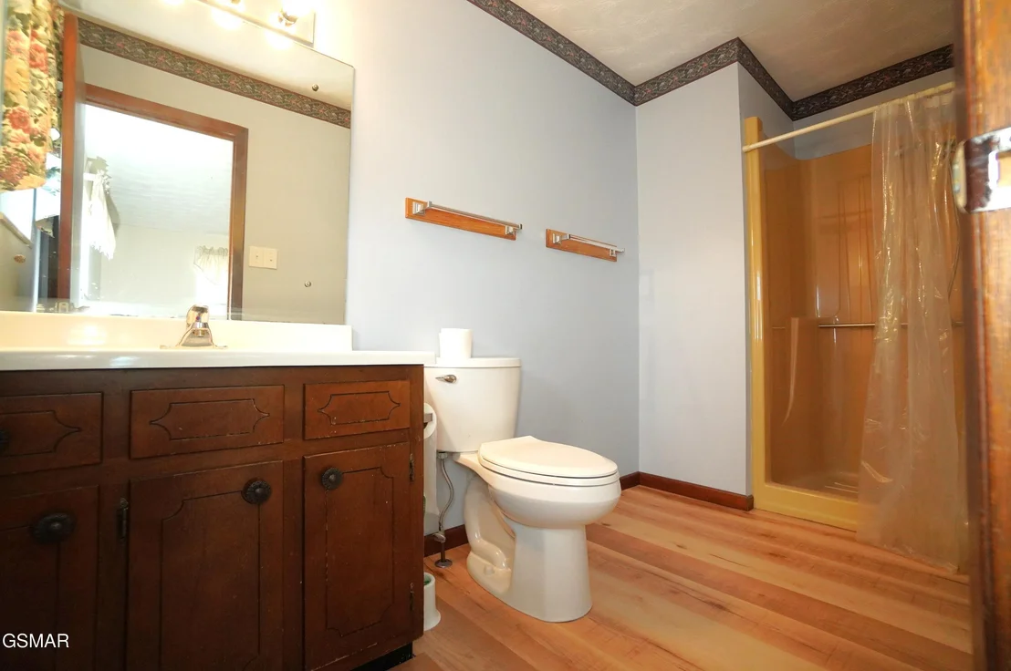 Photo of 633 Shaver Drive