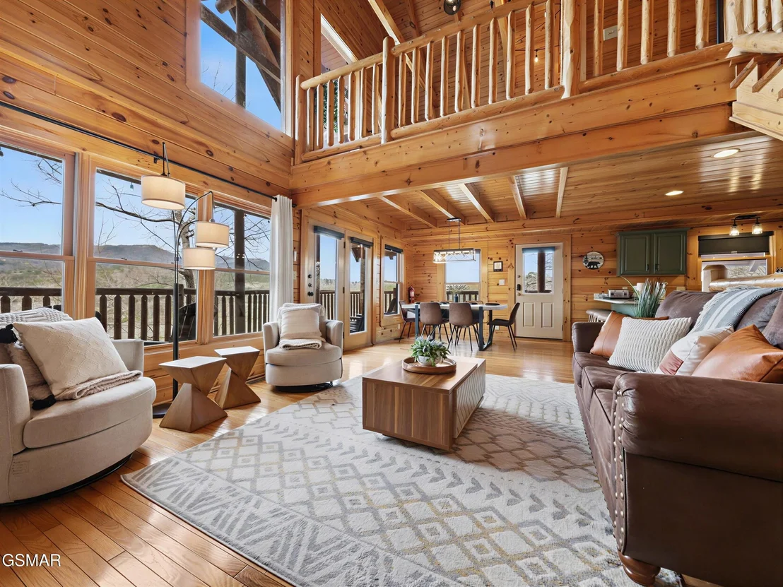 Photo of 1723 Summit View Way