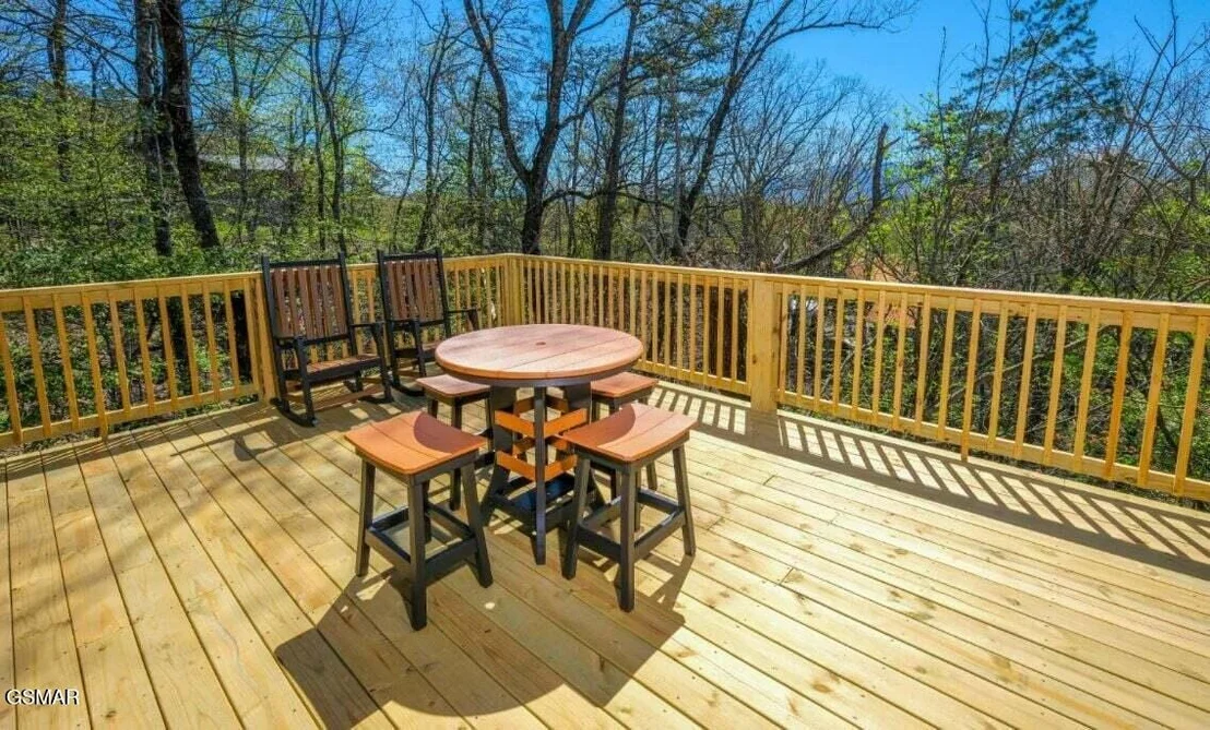 Photo of 623 Iron Mountain Road