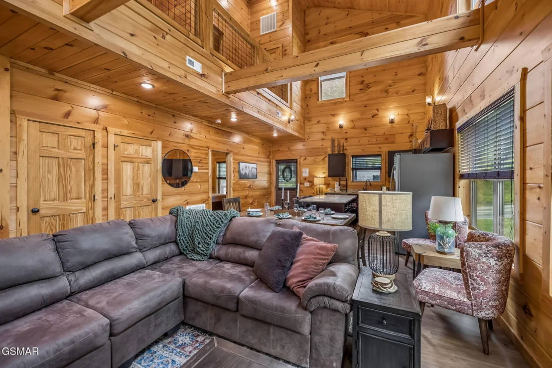 Photo of 1615 Bear Valley Road