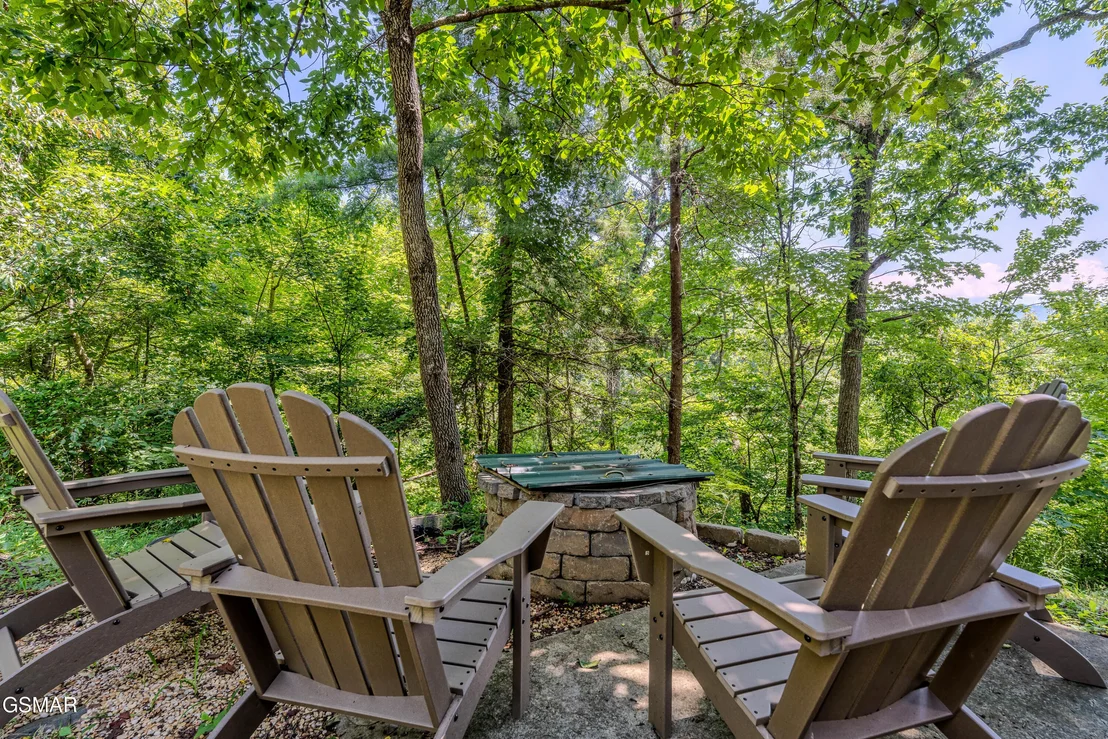 Photo of 1146 Pine Mountain Road