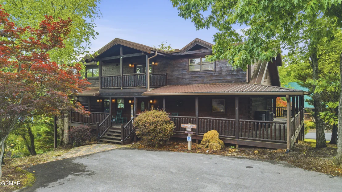 Photo of 2906 Quiet Oak Way