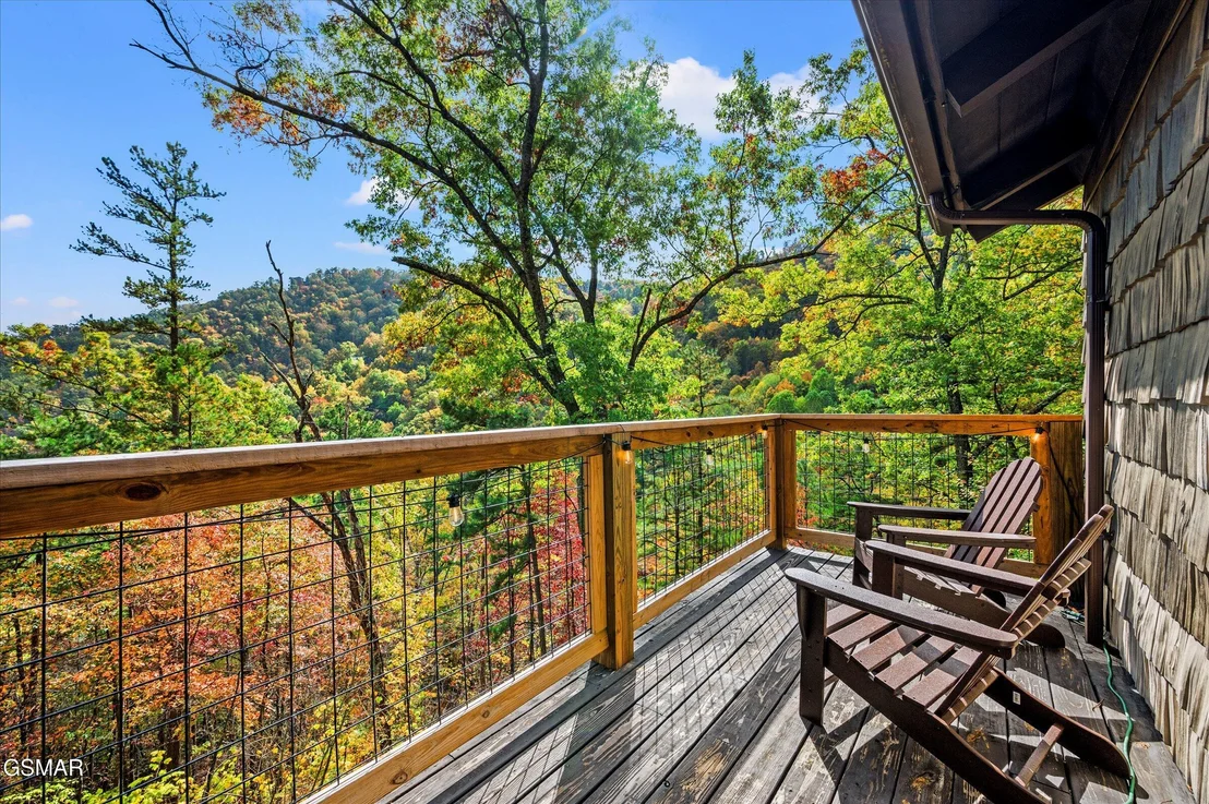 Photo of 2758 Overholt Trail
