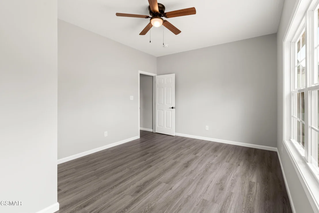 Photo of 2050 Kings View Loop