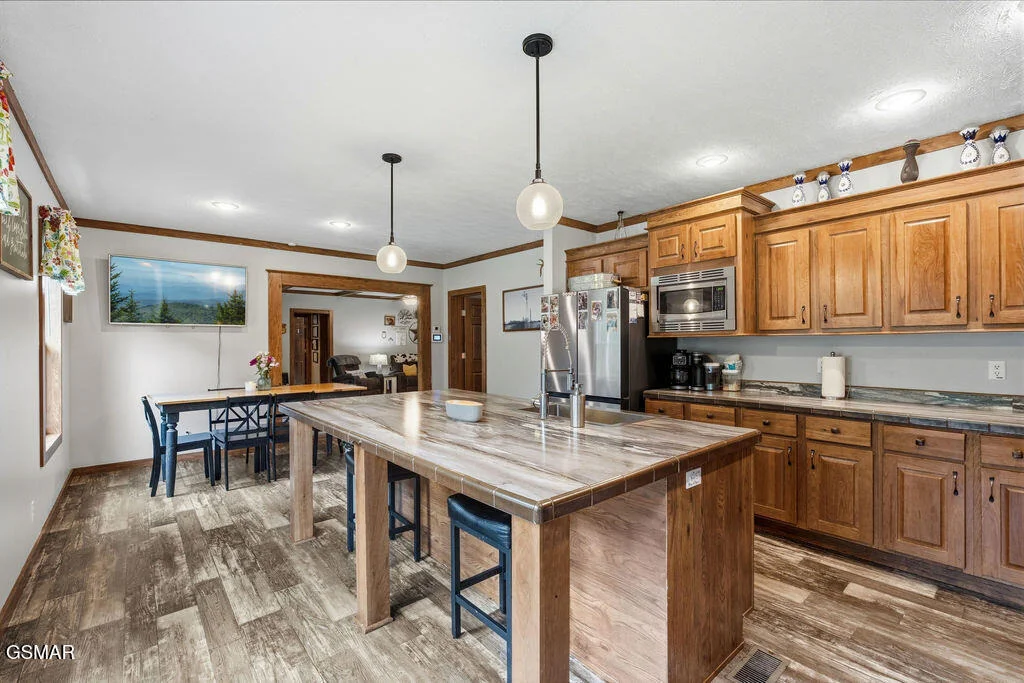 Photo of 704 Mize Road