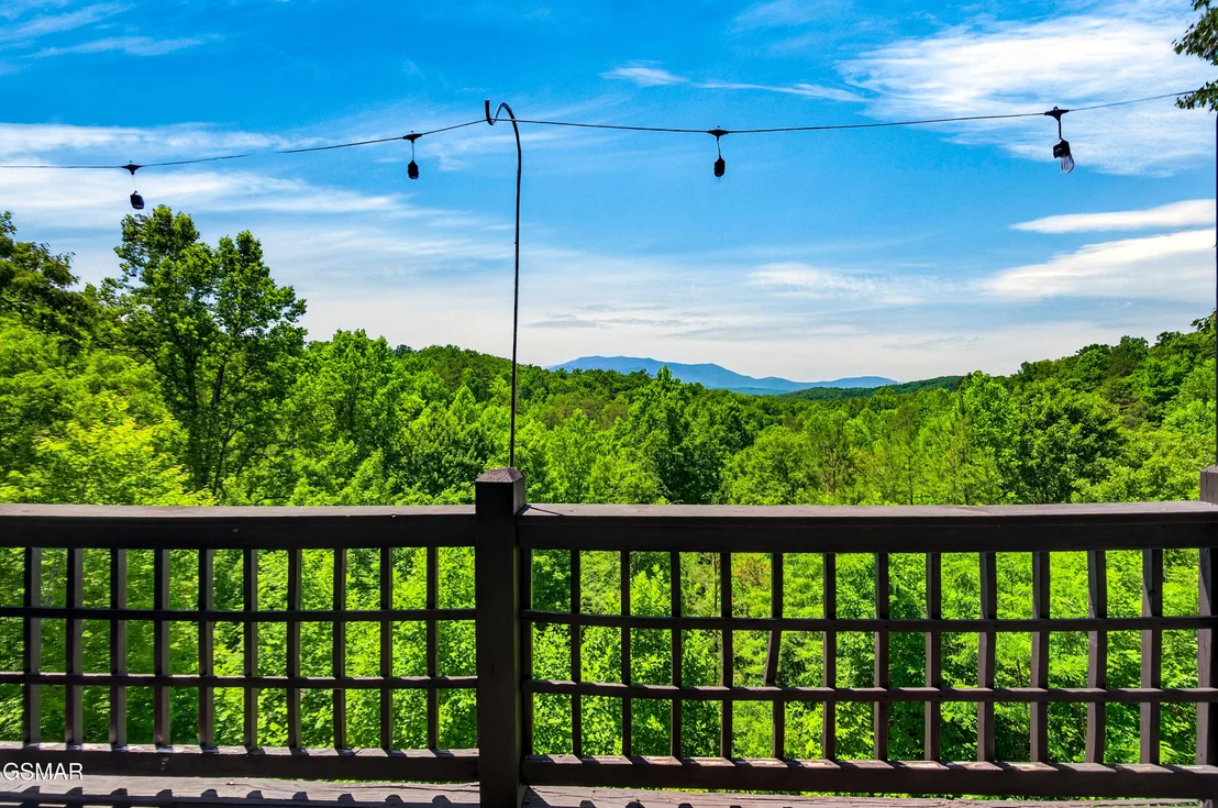 Photo of 2428 Breezy Road