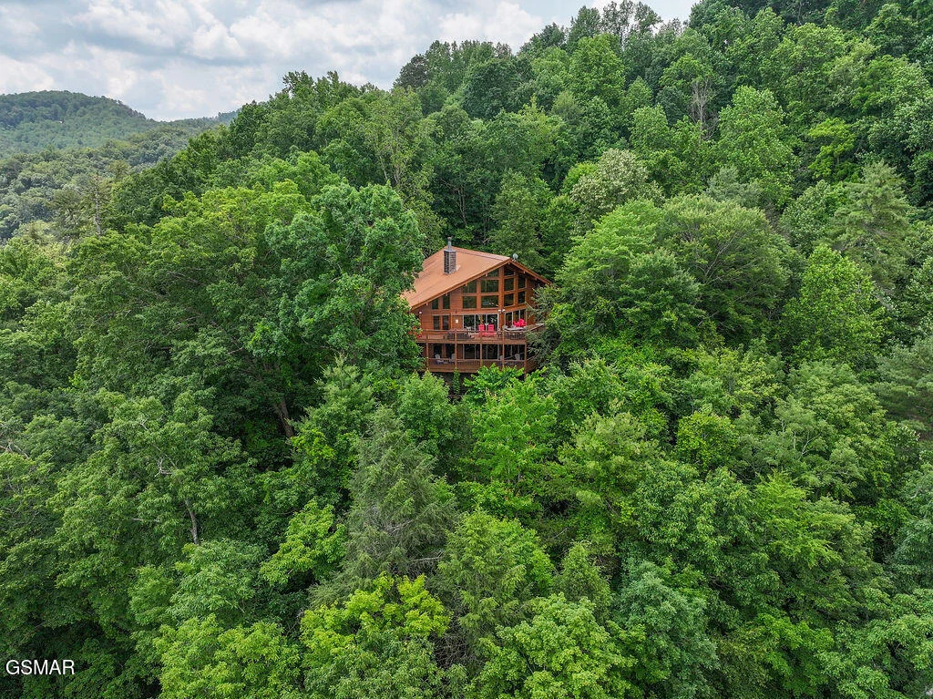 Photo of 2420 Sunset Road