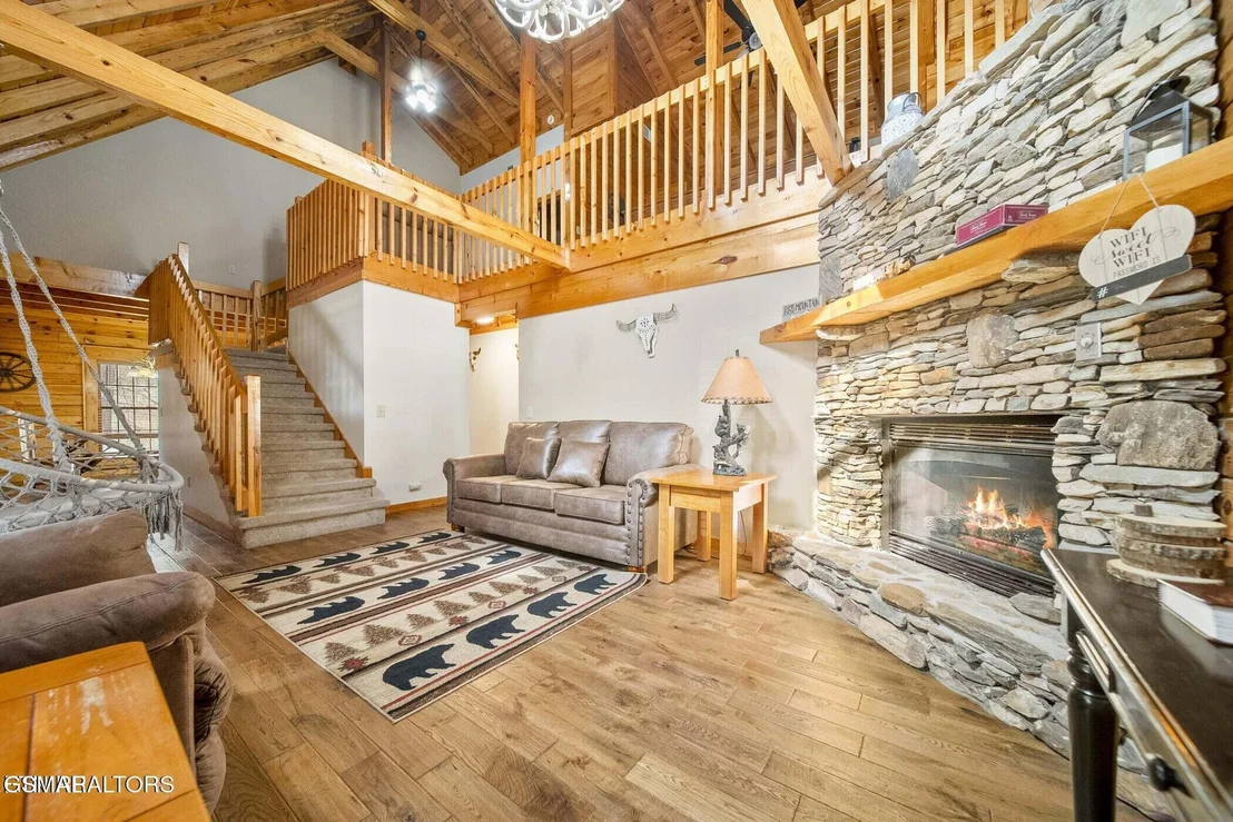 Photo of 2023 Piney Overlook Lane